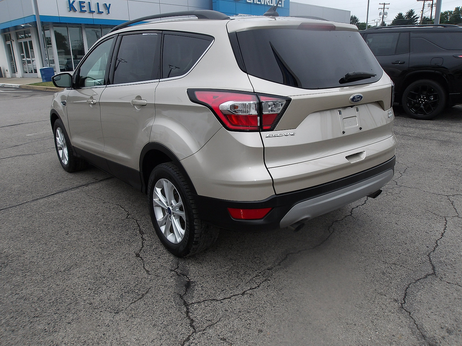 Used 2018 Ford Escape SEL FWD image 5