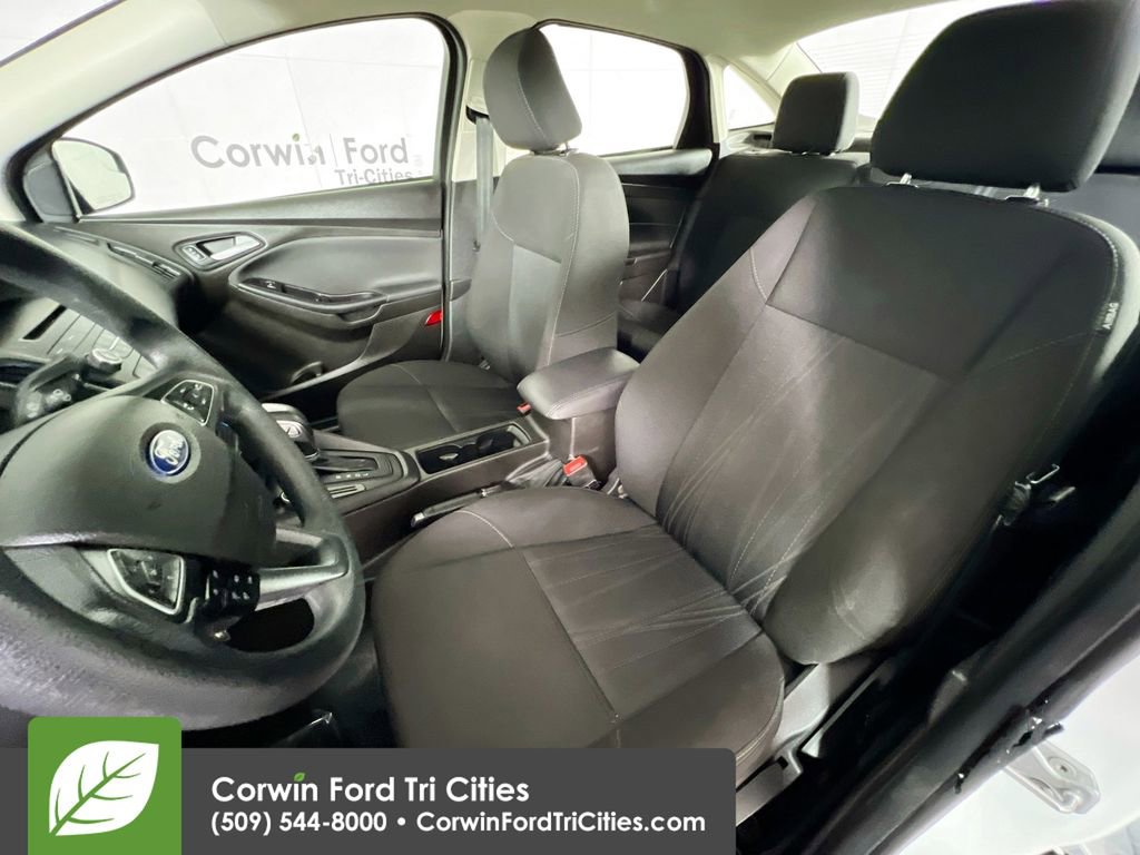 Used 2016 Ford Focus SE image 23