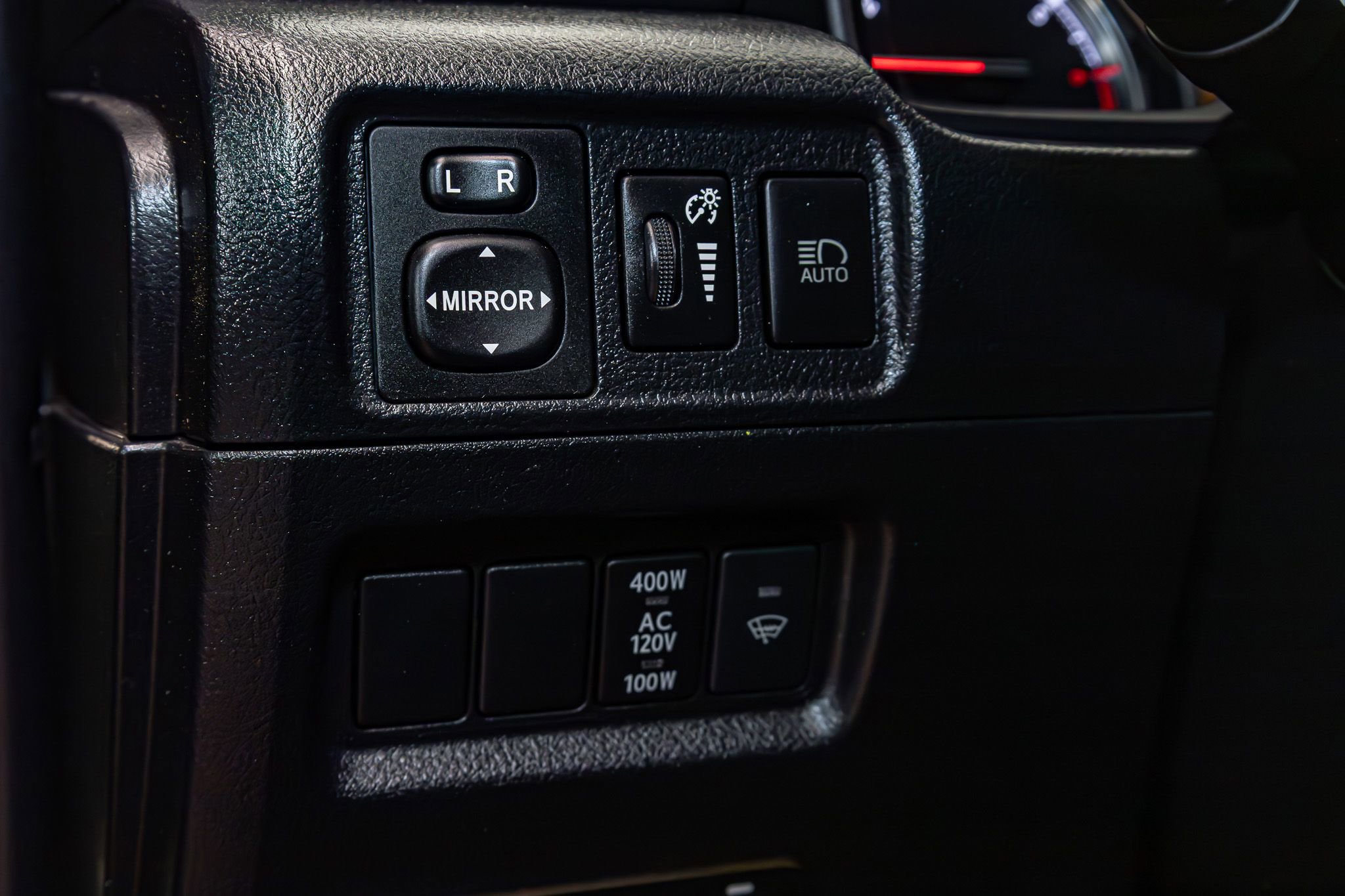 Used 2022 Toyota 4Runner TRD Off-Road Premium w/ TRD Black Wheel Package (TMS) AWD/4WD image 19