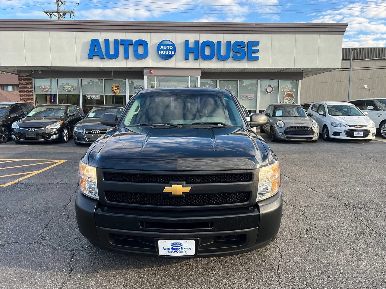 Used 2012 Chevrolet Silverado 1500 W/T RWD image 2