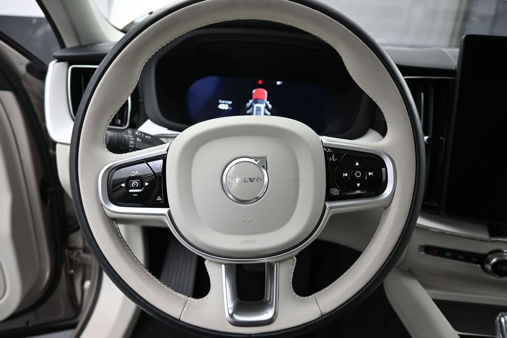 New 2026 Volvo XC60 B5 Ultra w/ Protection Package Premier AWD/4WD image 12