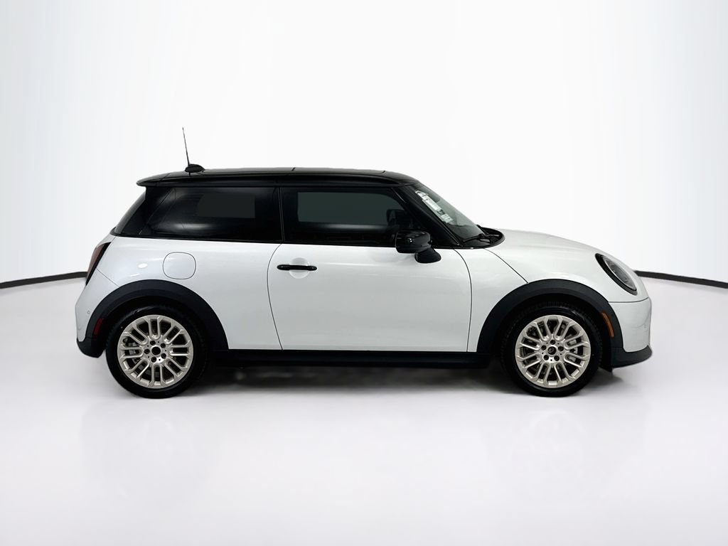 New 2026 MINI Cooper 2-Door Hardtop FWD image 4