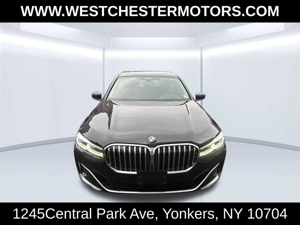 Used 2022 BMW 740i xDrive w/ Premium Package AWD/4WD image 9
