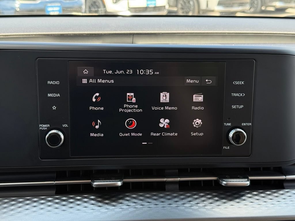 Used 2024 Kia Carnival LX FWD image 40