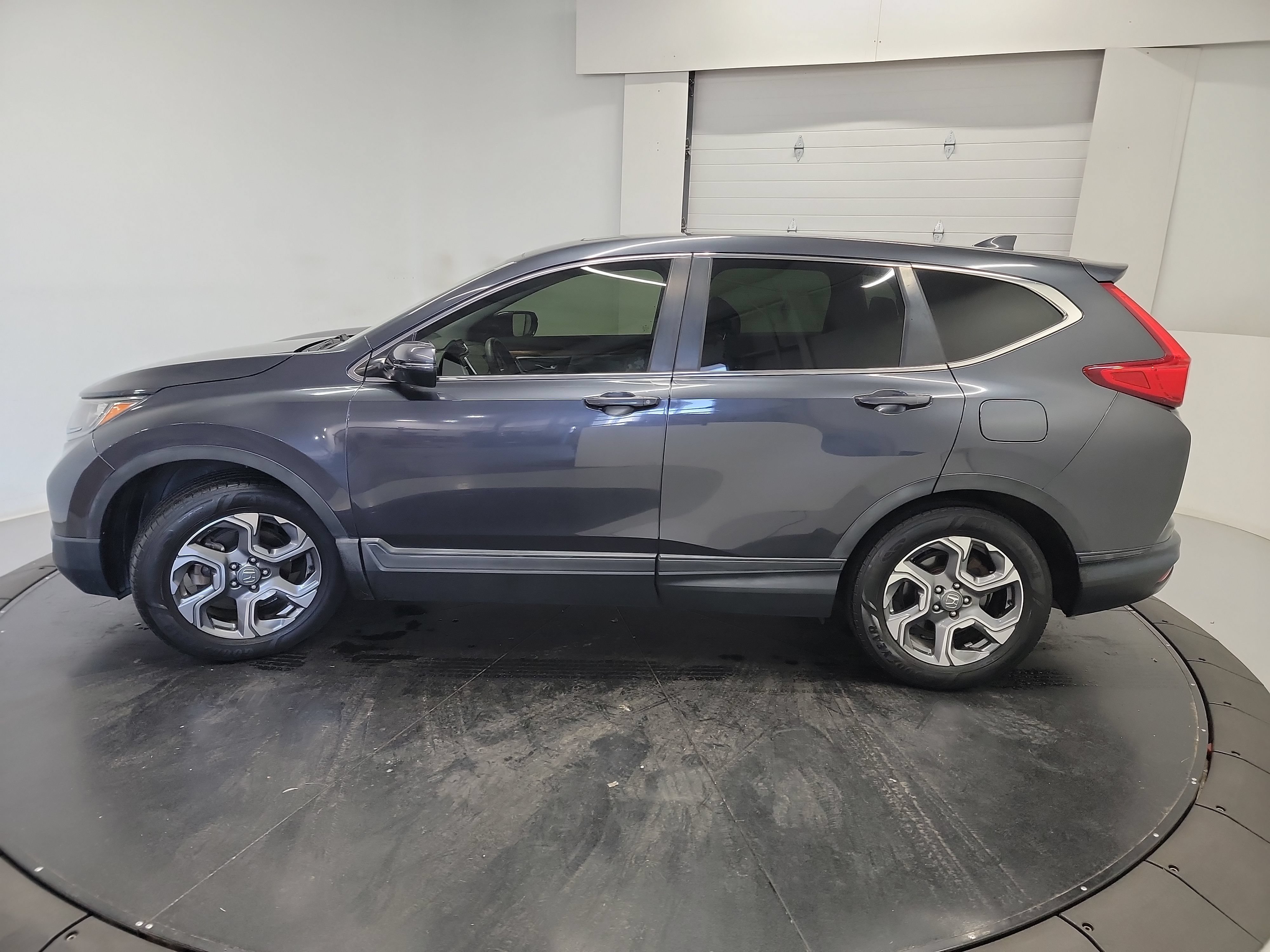 Used 2017 Honda CR-V EX-L image 4
