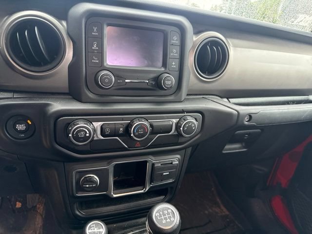 Used 2021 Jeep Gladiator Sport AWD/4WD image 18