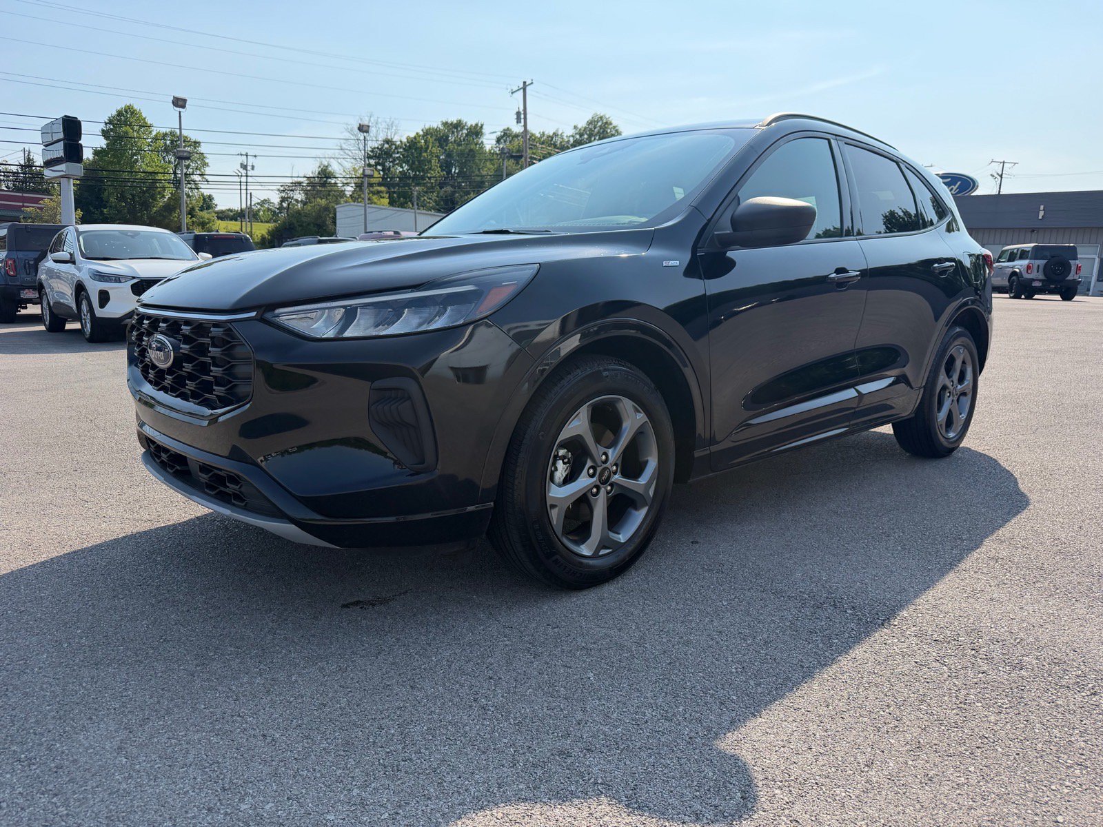 Used 2024 Ford Escape ST-Line w/ Tech Pack #1 FWD image 7