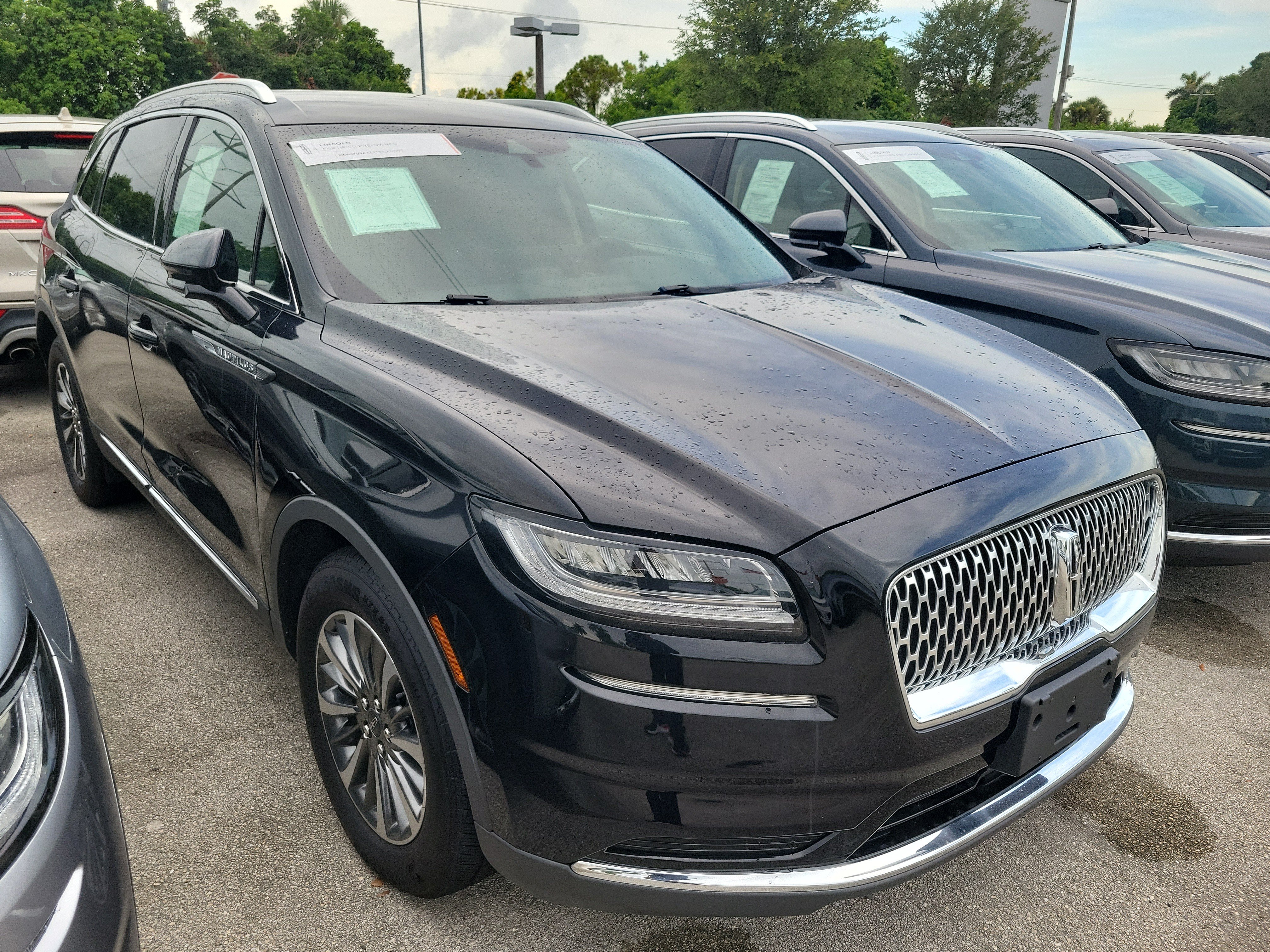 Certified 2023 Lincoln Nautilus AWD w/ Premium Package image 14
