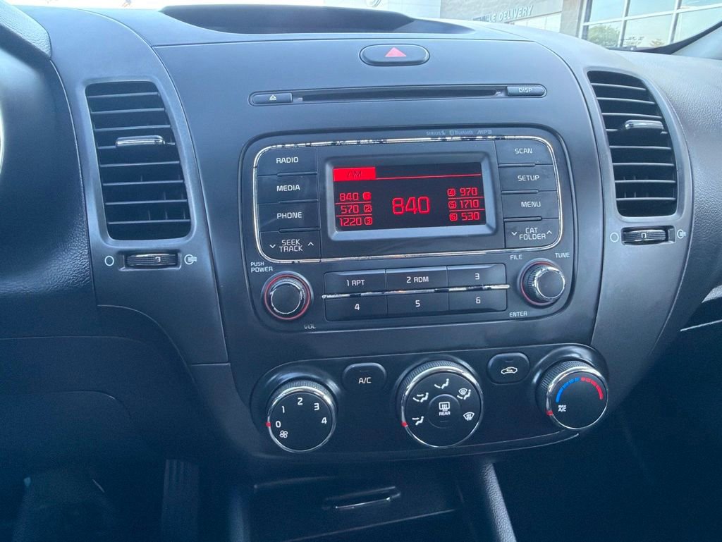 Used 2016 Kia Forte LX FWD image 13