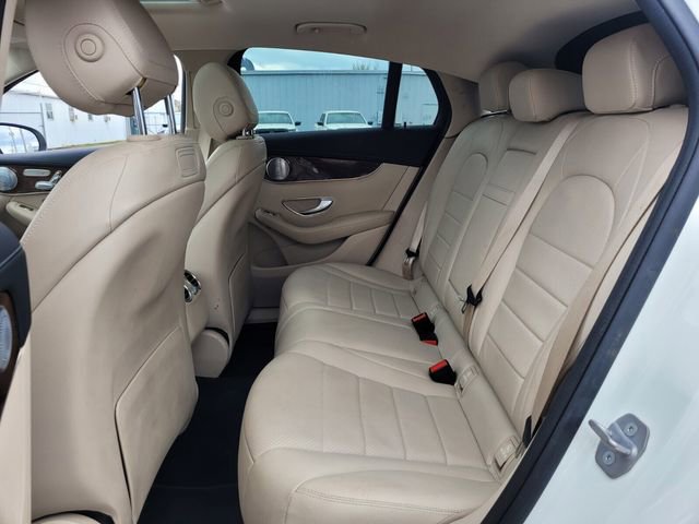 Used 2019 Mercedes-Benz GLC 300 4MATIC Coupe image 11