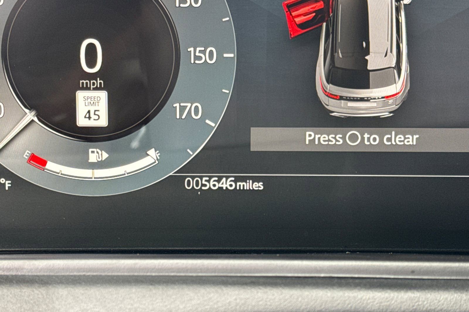 Used 2026 Land Rover Range Rover Velar Dynamic SE image 31