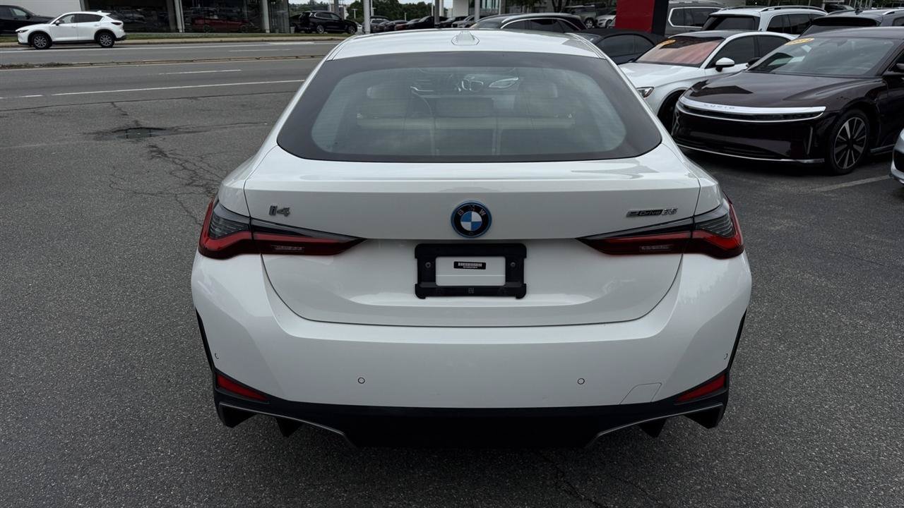 Used 2023 BMW i4 eDrive35 w/ Premium Package RWD image 16