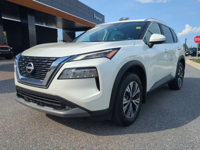 Used 2023 Nissan Rogue SV w/ SV Premium B Package FWD image 8