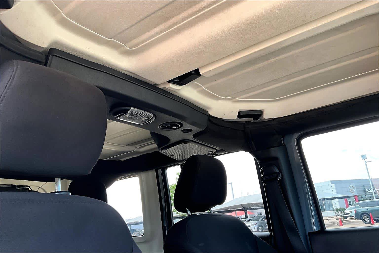 Used 2015 Jeep Wrangler Unlimited Sport w/ Trailer Tow Group AWD/4WD image 15