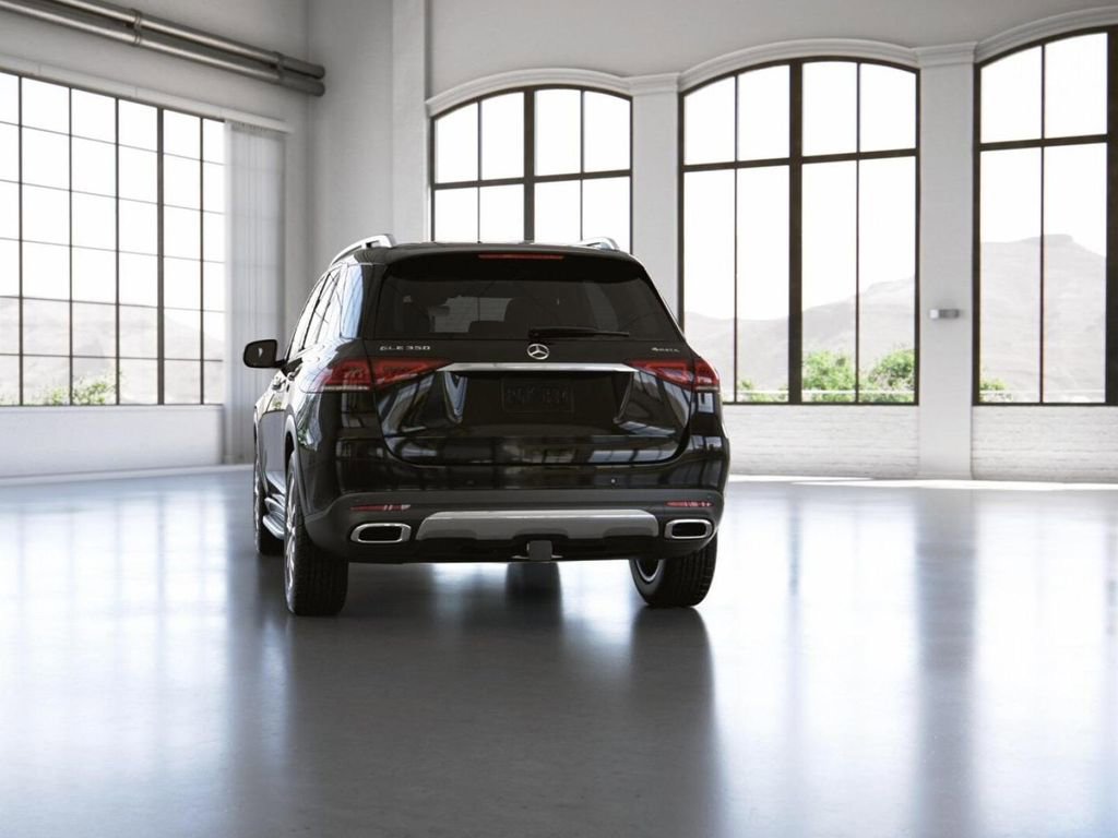 Certified 2023 Mercedes-Benz GLE 350 4MATIC w/ Premium Package image 27