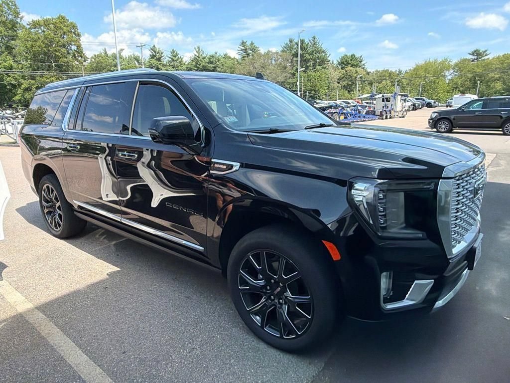 Used 2023 GMC Yukon XL Denali w/ Denali Reserve Package AWD/4WD video 1