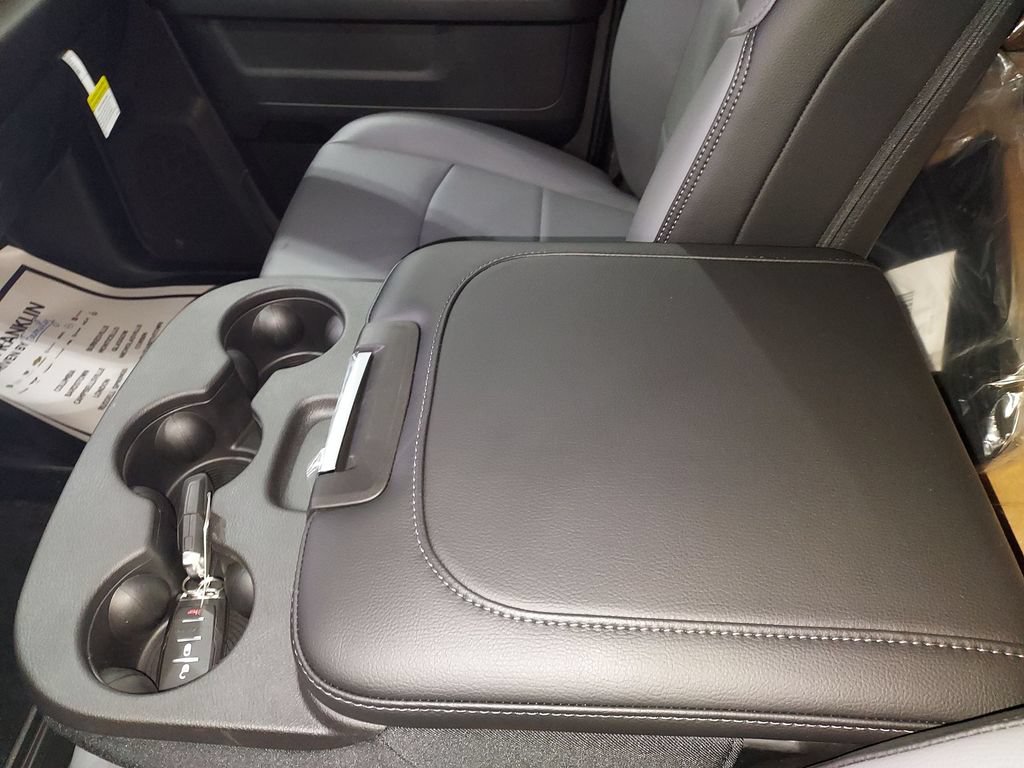 New 2026 RAM 2500 Tradesman AWD/4WD image 27