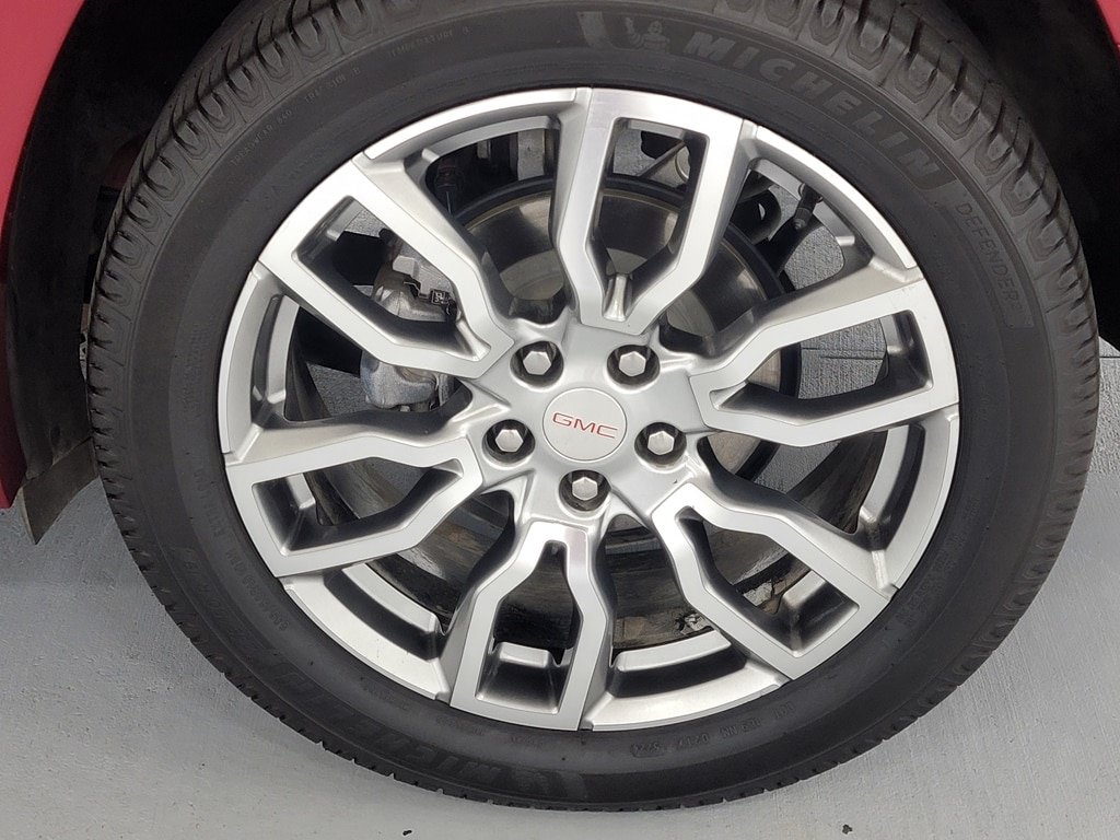 Used 2023 GMC Terrain Denali w/ Denali Premium Package AWD/4WD image 12