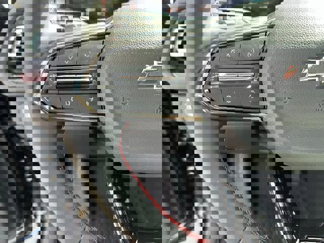 New 2026 Chevrolet Traverse RS w/ LPO, Floor Liner Package image 4