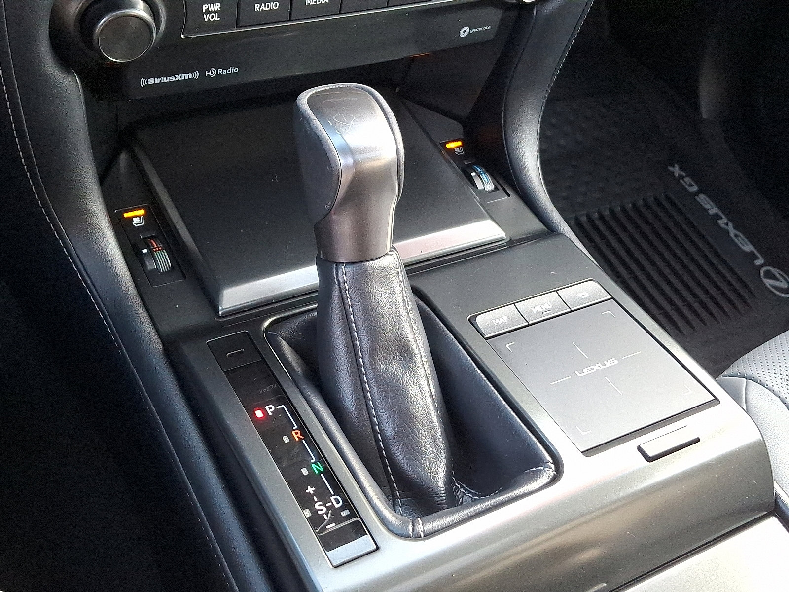 Used 2023 Lexus GX 460 image 15