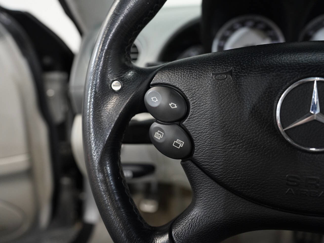 Used 2003 Mercedes-Benz SL 55 AMG image 35