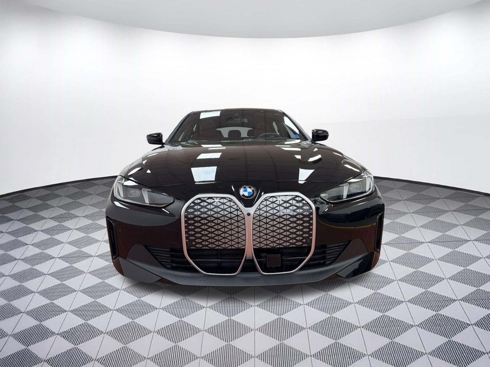 Used 2026 BMW i4 xDrive40i w/ Premium Package AWD/4WD image 6