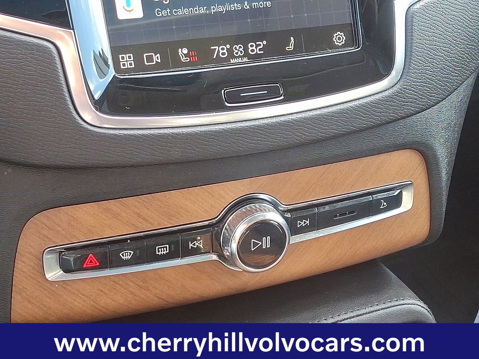 Certified 2023 Volvo XC90 B5 Plus w/ Protection Package Premier image 17