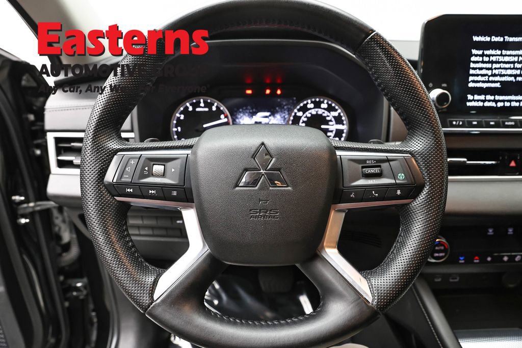 Used 2022 Mitsubishi Outlander SEL image 10