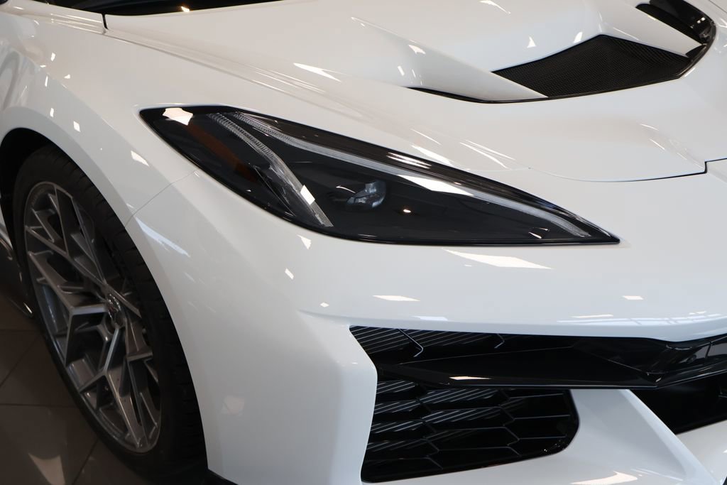 Used 2026 Chevrolet Corvette ZR1 image 4