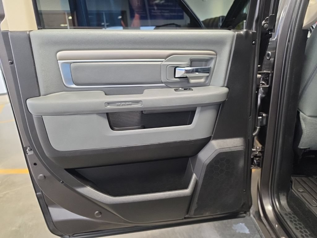 Used 2017 RAM 1500 Big Horn AWD/4WD image 18