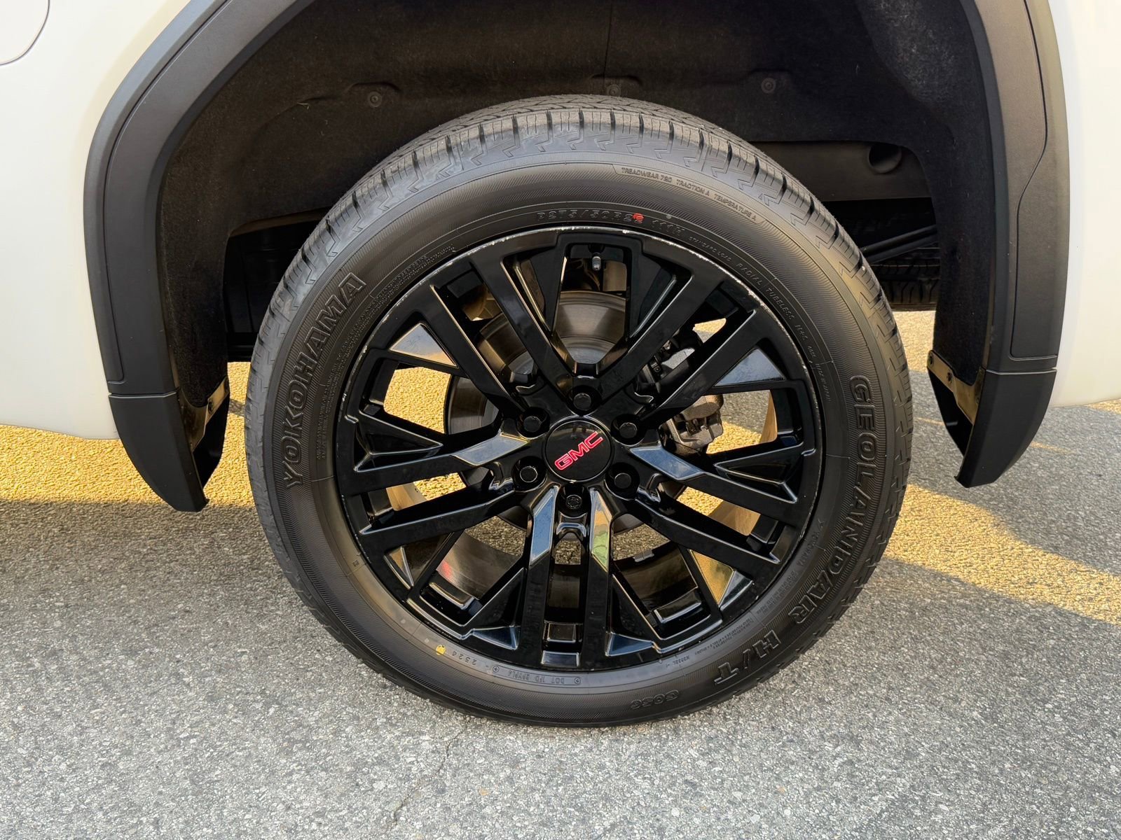 Used 2019 GMC Sierra 1500 SLT w/ SLT Premium Package image 18