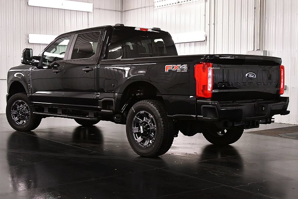 New 2026 Ford F350 XL w/ STX Appearance Package AWD/4WD image 5
