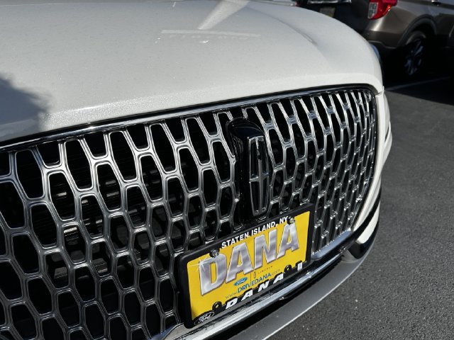 Certified 2023 Lincoln Corsair AWD w/ Equipment Group 101A image 10