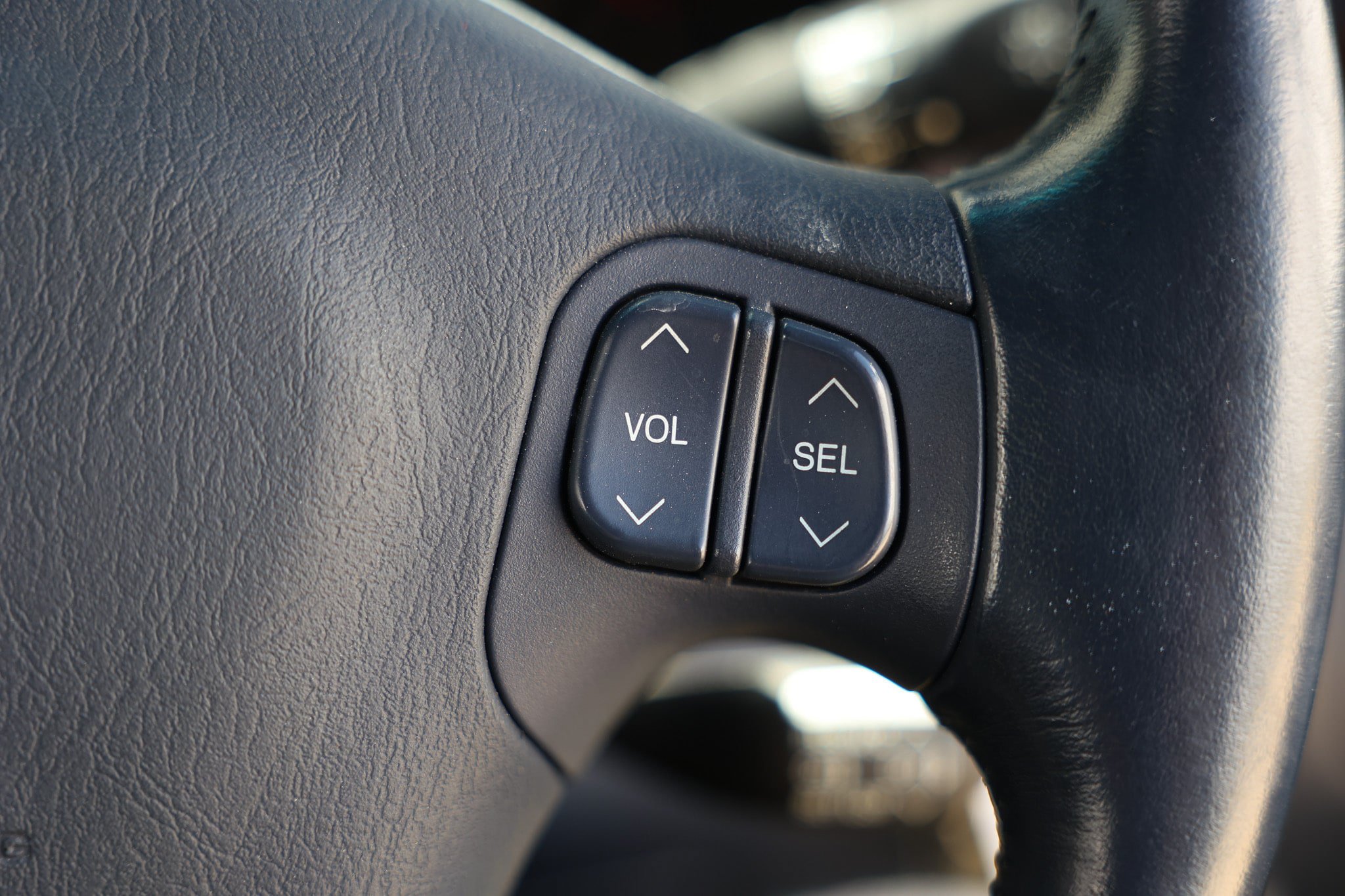 Used 1999 Cadillac Seville STS FWD image 29