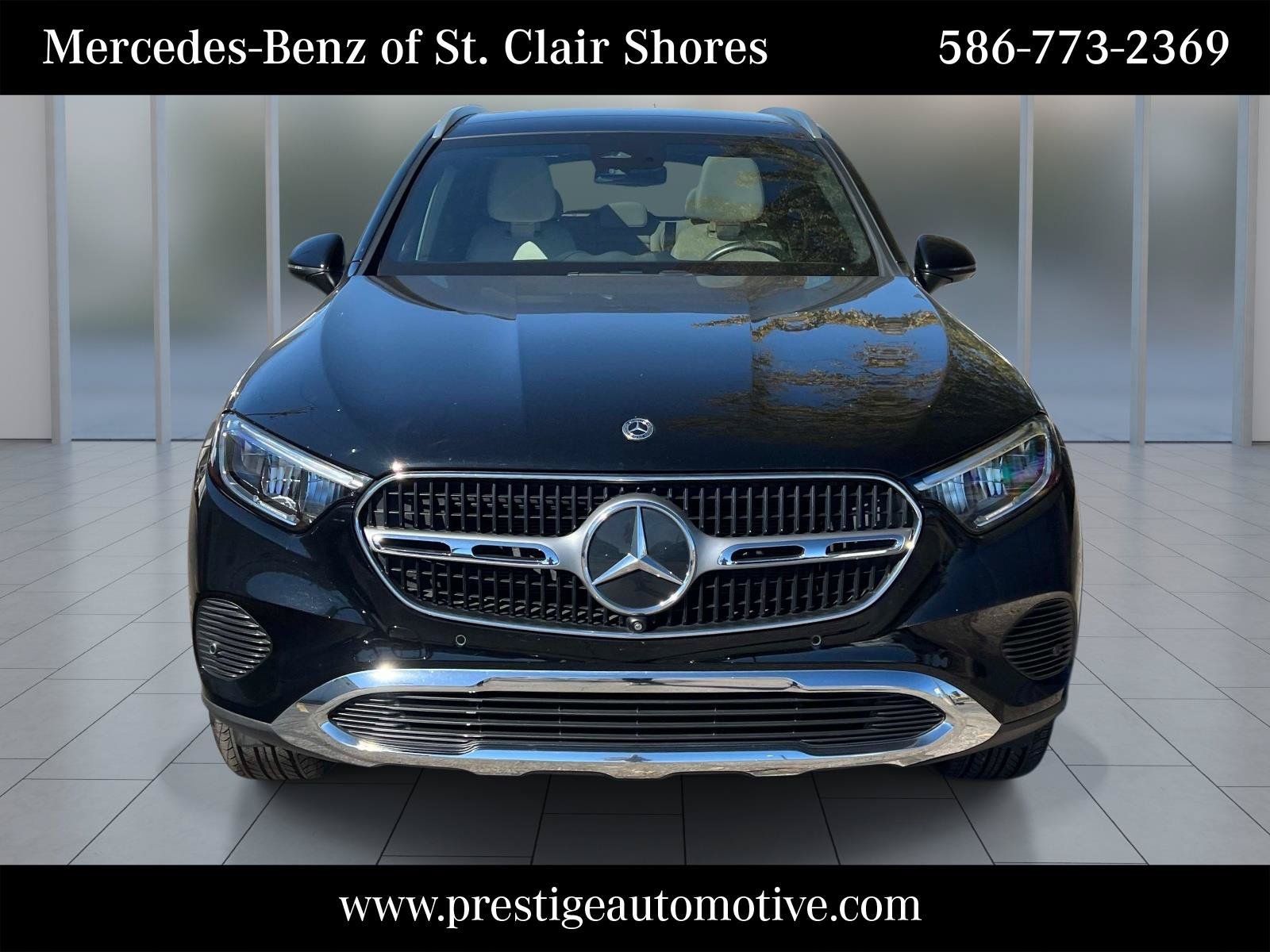 Used 2023 Mercedes-Benz GLC 300 4MATIC image 9