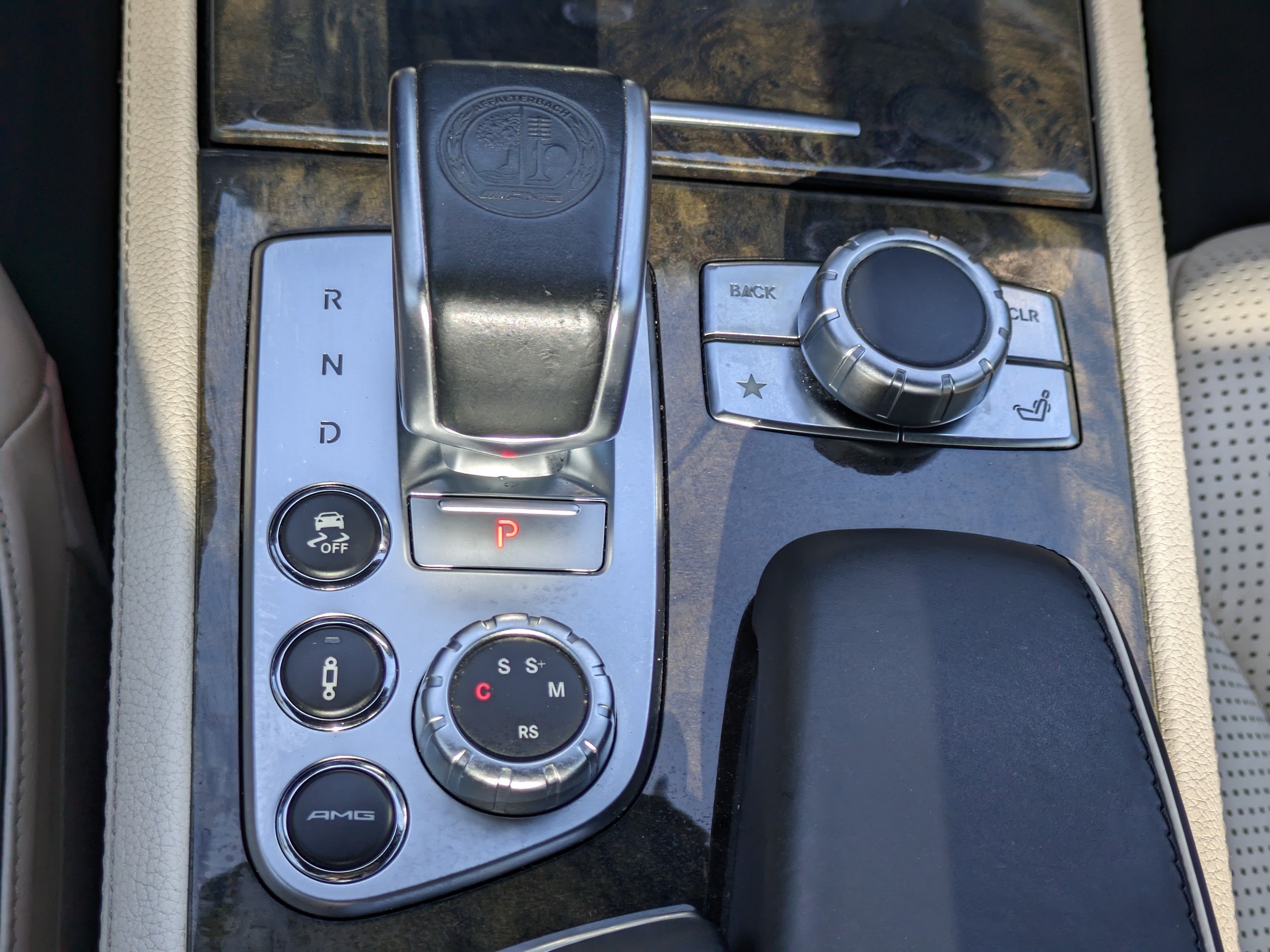 Used 2014 Mercedes-Benz SL 63 AMG image 31
