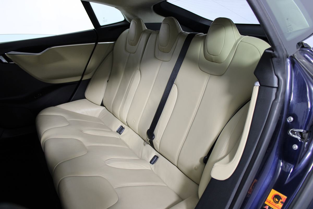 Used 2013 Tesla Model S Performance RWD image 44
