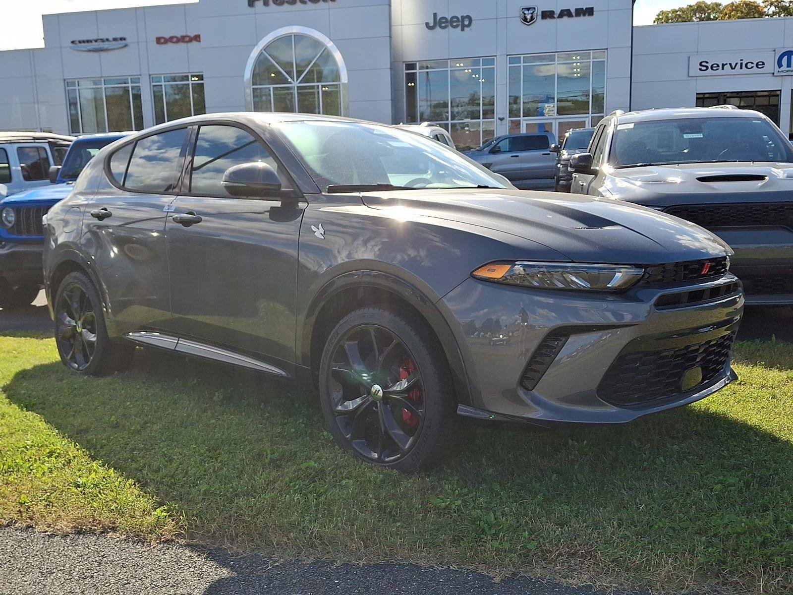 New 2024 Dodge Hornet R/T Plus w/ Track Pack AWD/4WD image 2