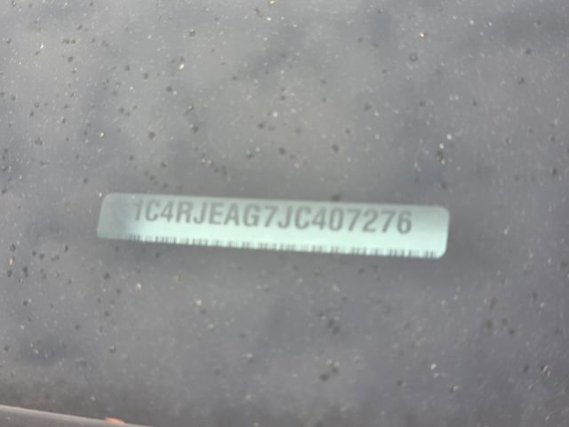 Used 2018 Jeep Grand Cherokee Laredo image 10