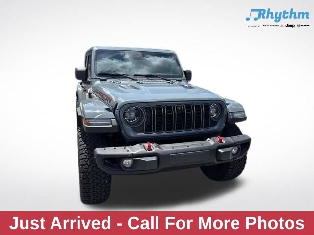 Used 2025 Jeep Wrangler Unlimited Rubicon