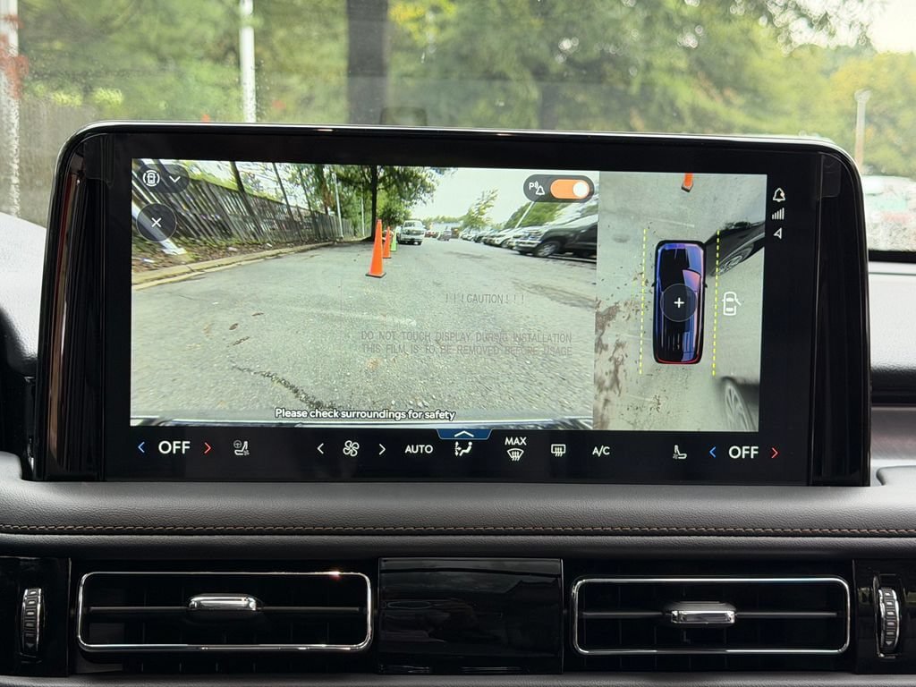 New 2026 Lincoln Aviator AWD image 14