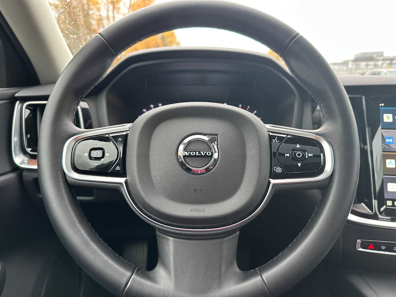 Certified 2025 Volvo S60 B5 Plus image 24