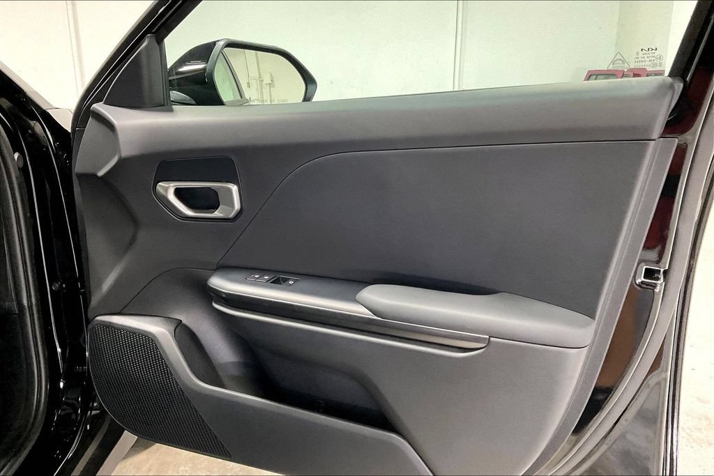 New 2026 Kia K4 FWD image 10