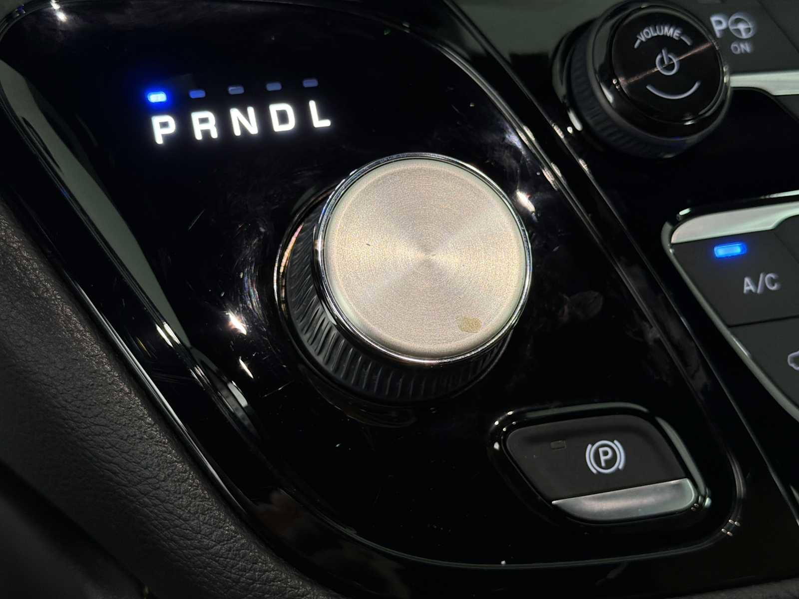 Used 2021 Chrysler Pacifica Pinnacle image 36