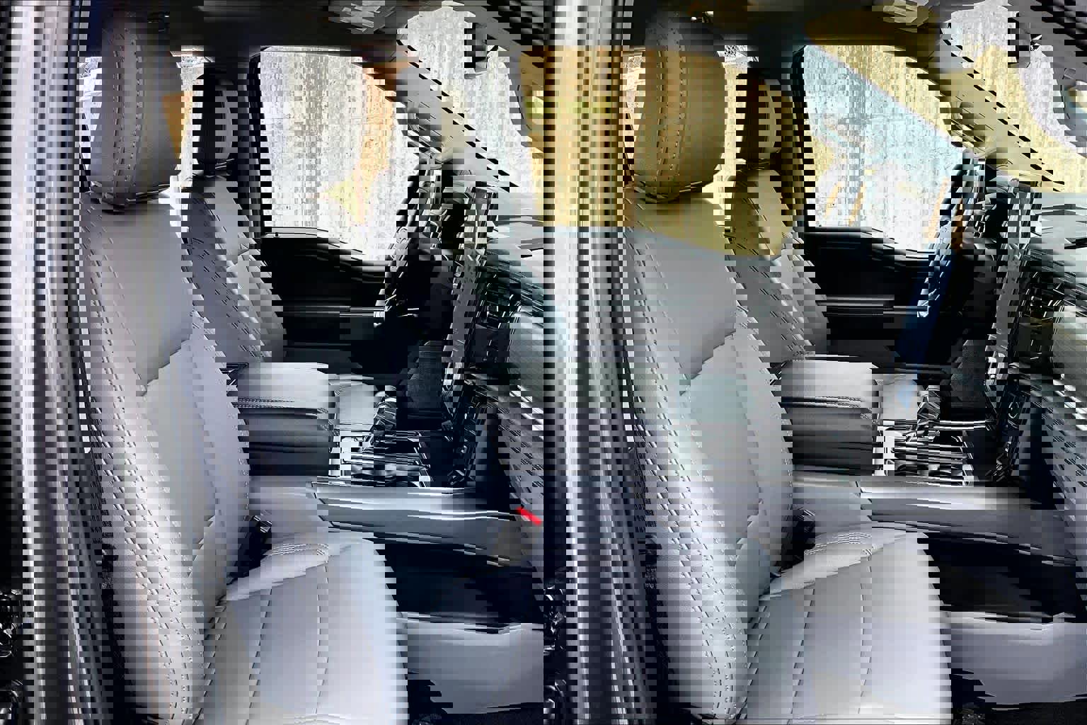 Certified 2025 Ford F150 Lightning Flash image 8