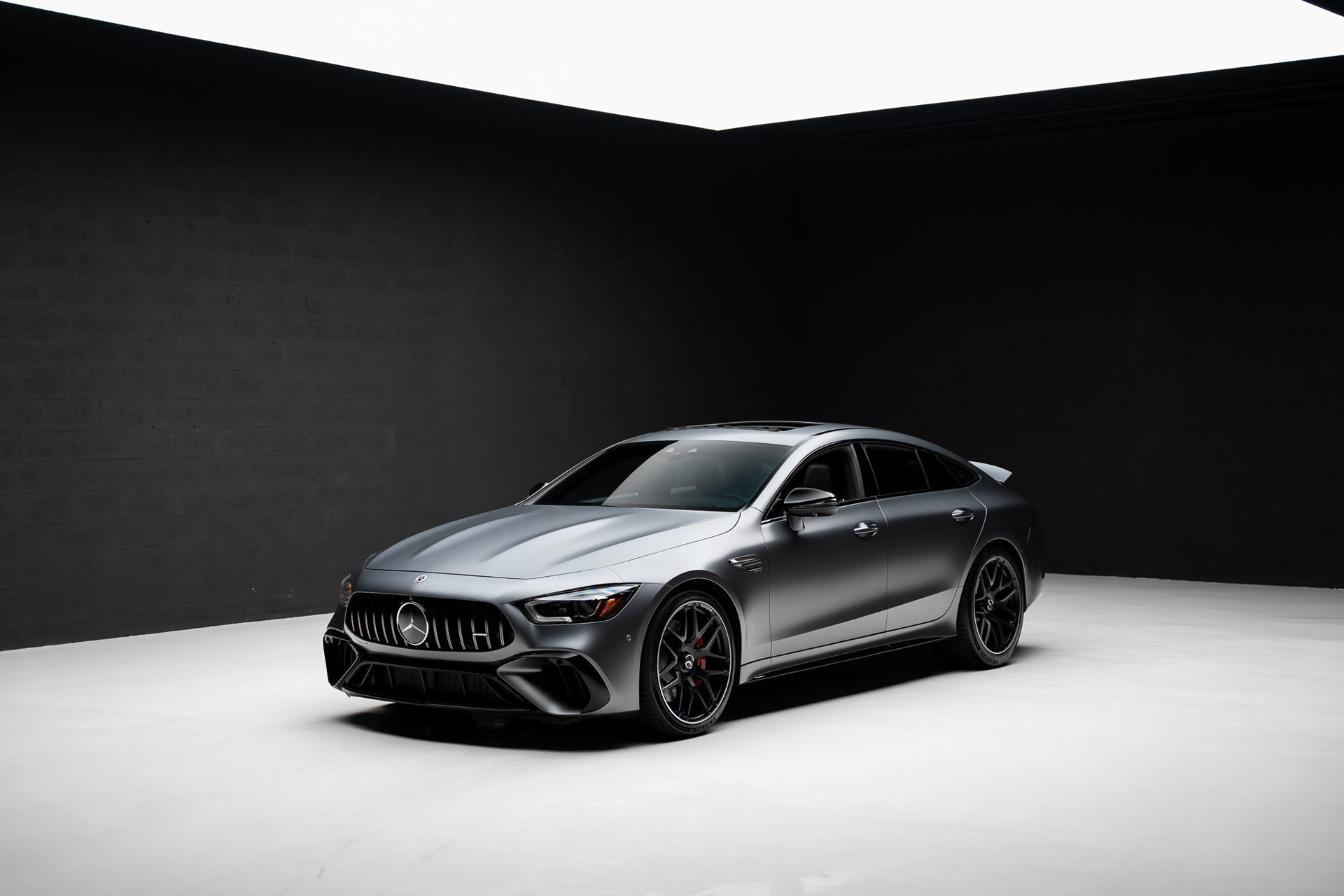 Used 2023 Mercedes-Benz AMG GT 63 image 4