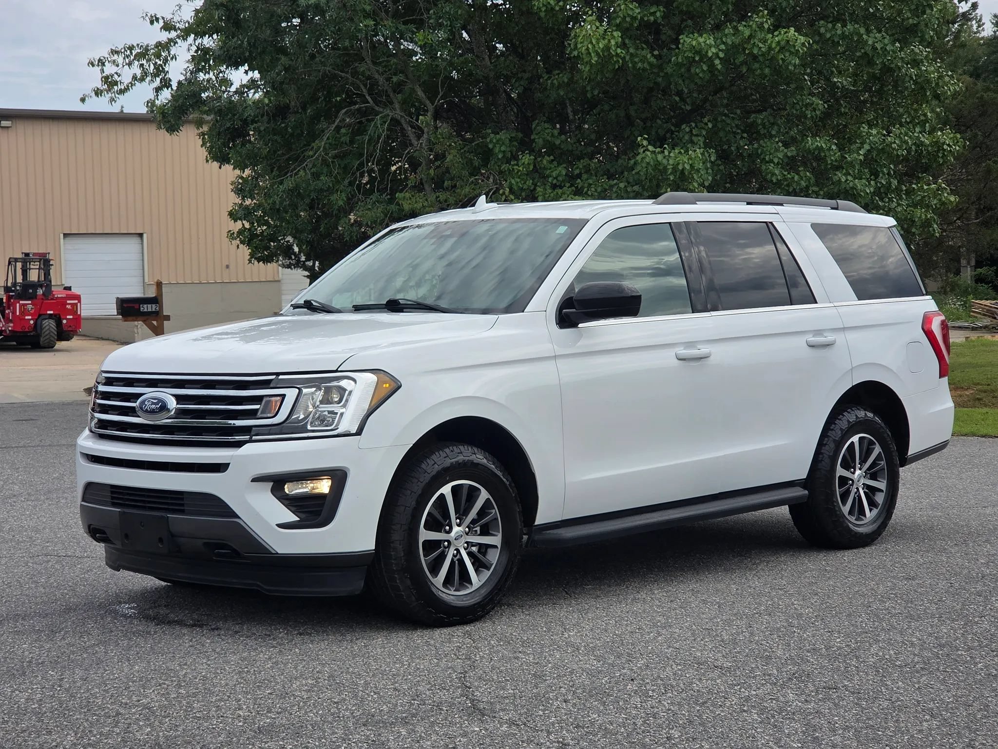 Used 2021 Ford Expedition XL AWD/4WD image 6
