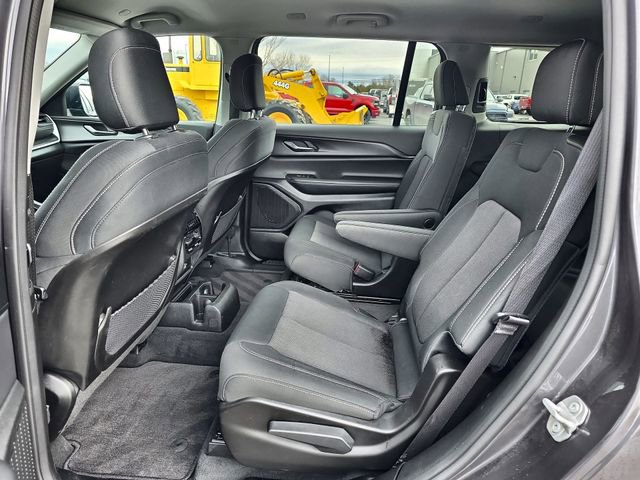 Used 2024 Jeep Grand Cherokee L Laredo image 21