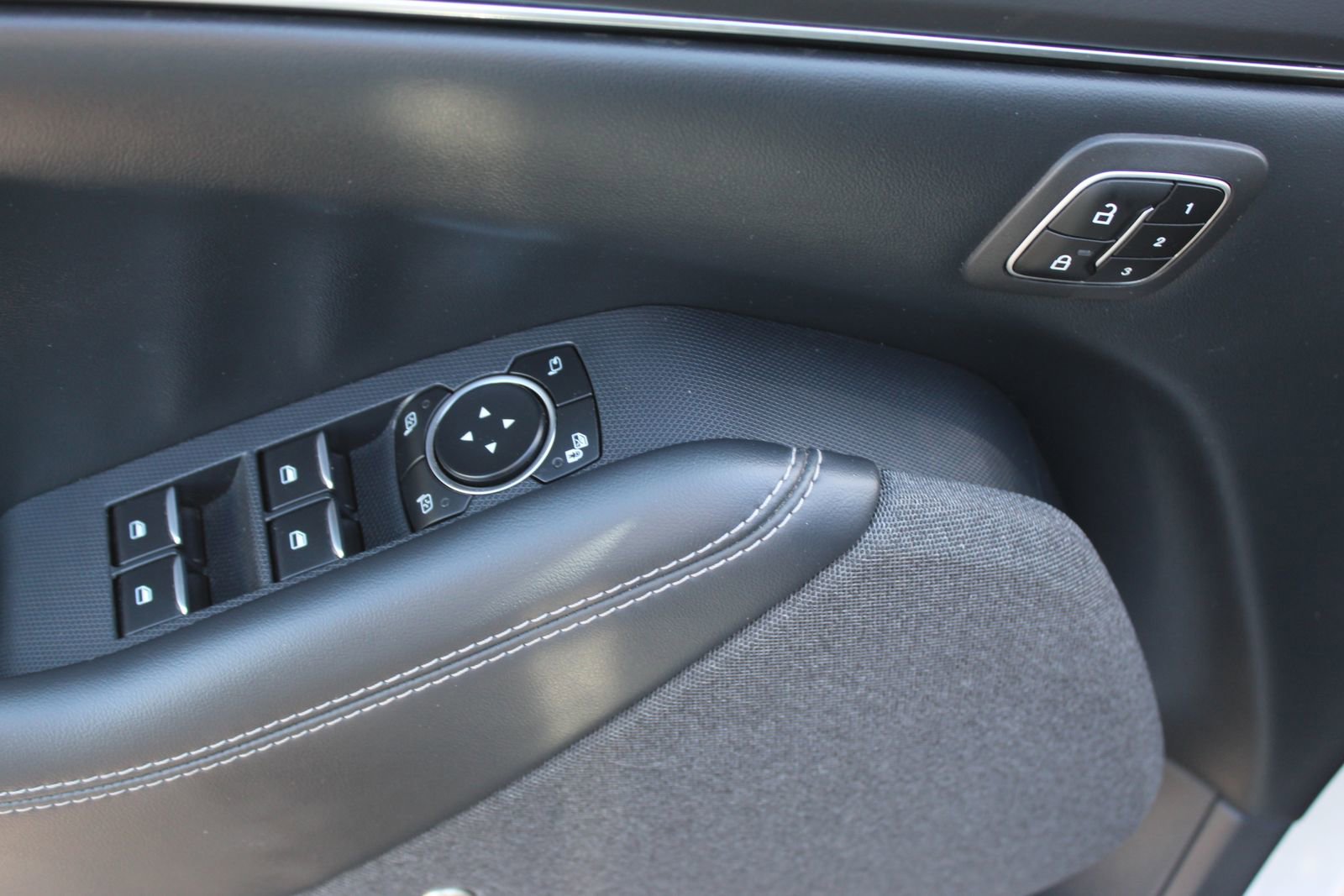 Used 2023 Ford Mustang Mach-E Premium AWD/4WD image 24