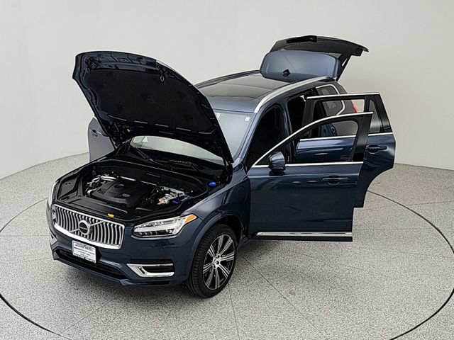 Certified 2024 Volvo XC90 T8 Plus w/ Protection Package Premier AWD/4WD image 39